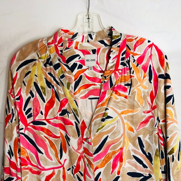 Nic+Zoe Women's Size Medium Geometric Button Up Blouse Top - Picture 2 of 5